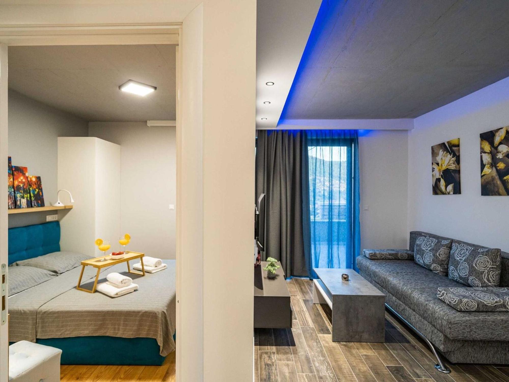 Arcadia- Two Bedroom With Terrace And Sea View *